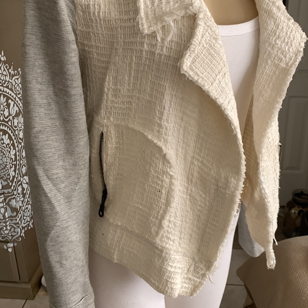 Beautiful Dolan jacket - Picture 6 of 12
